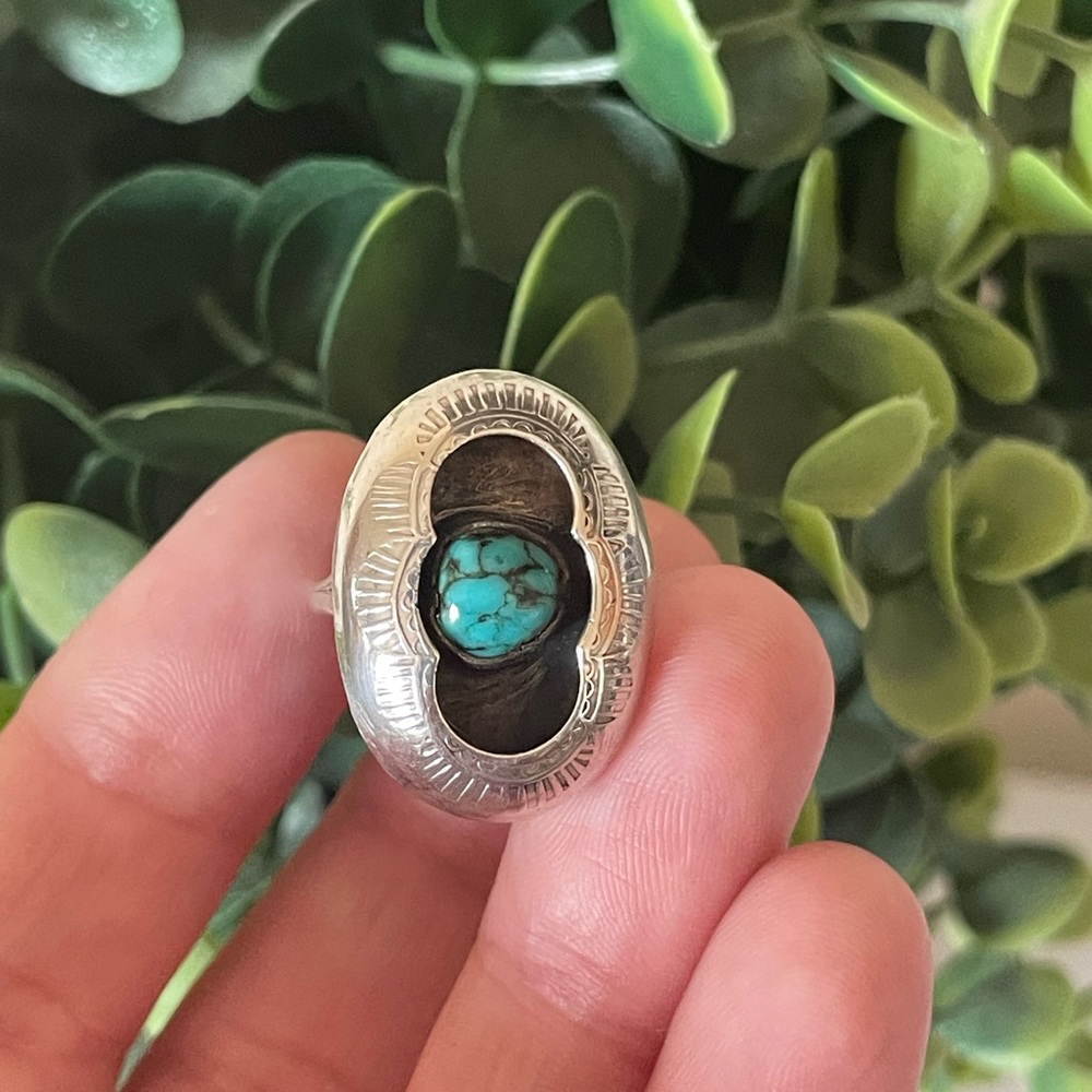 VINTAGE SOUTHWESTERN STERLING SILVER SHADOWBOX TURQUOISE RING HIGH SIZE 7.5